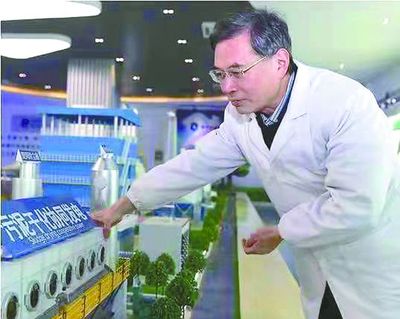 鹽城市杰出人才貢獻獎和鹽城市杰出人才貢獻獎提名獎揭曉 為勇當沿海地區(qū)高質(zhì)量發(fā)展排頭兵提供堅強人才保障