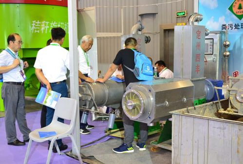 中國奶業(yè)大會(huì)聚焦畜牧環(huán)保企業(yè),四豐環(huán)?？萍家I(lǐng)行業(yè)新趨勢糞污固液分離機(jī)